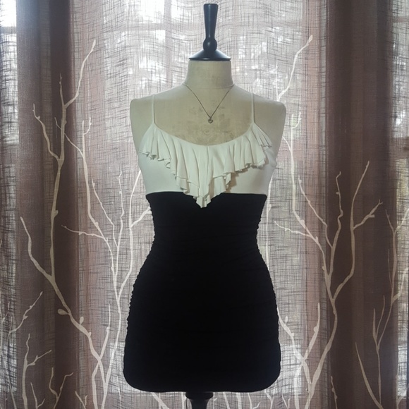 Forever 21 Dresses & Skirts - Pleated Black & Ivory Mini Dress